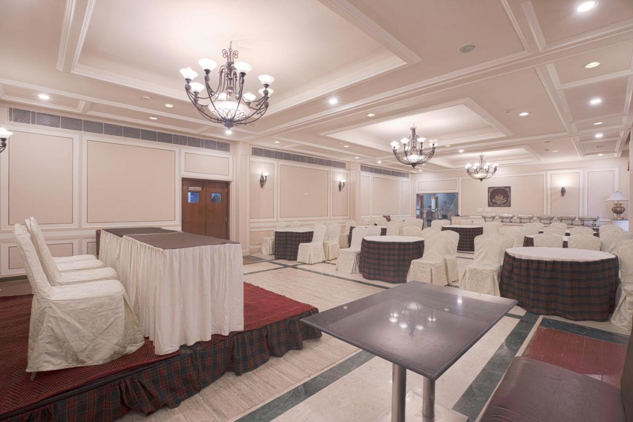 Hotel Le Castle Rudrapur Exterior foto